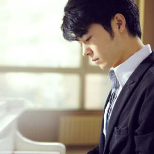 日本制服美女丝袜插穴
